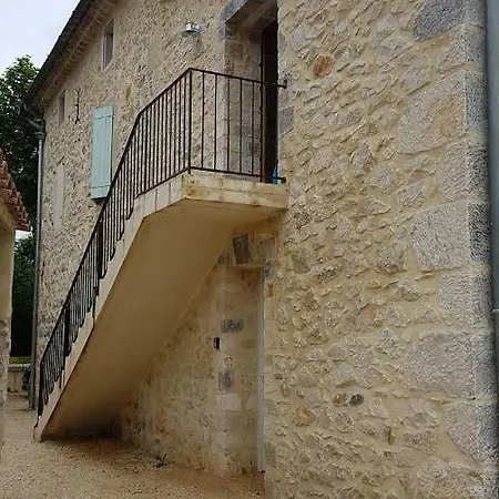 Charmante Bastide A Pont D'arc Apartamento *